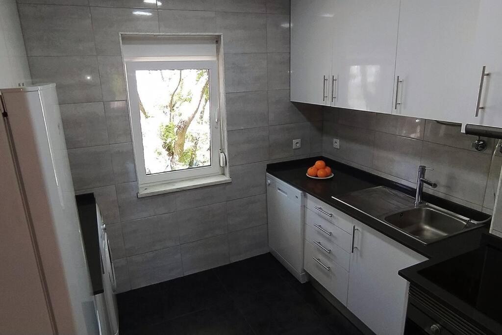 Lisboa/City/Sunny Apar/Metro/Airport/Wifi/Air Cond Екстериор снимка