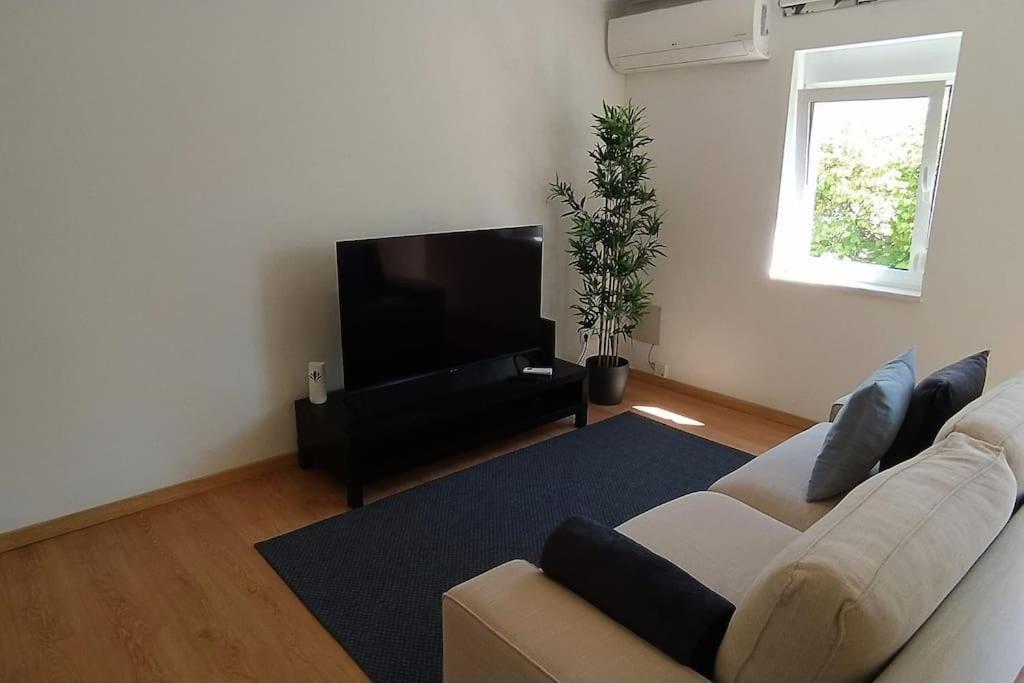 Lisboa/City/Sunny Apar/Metro/Airport/Wifi/Air Cond Екстериор снимка